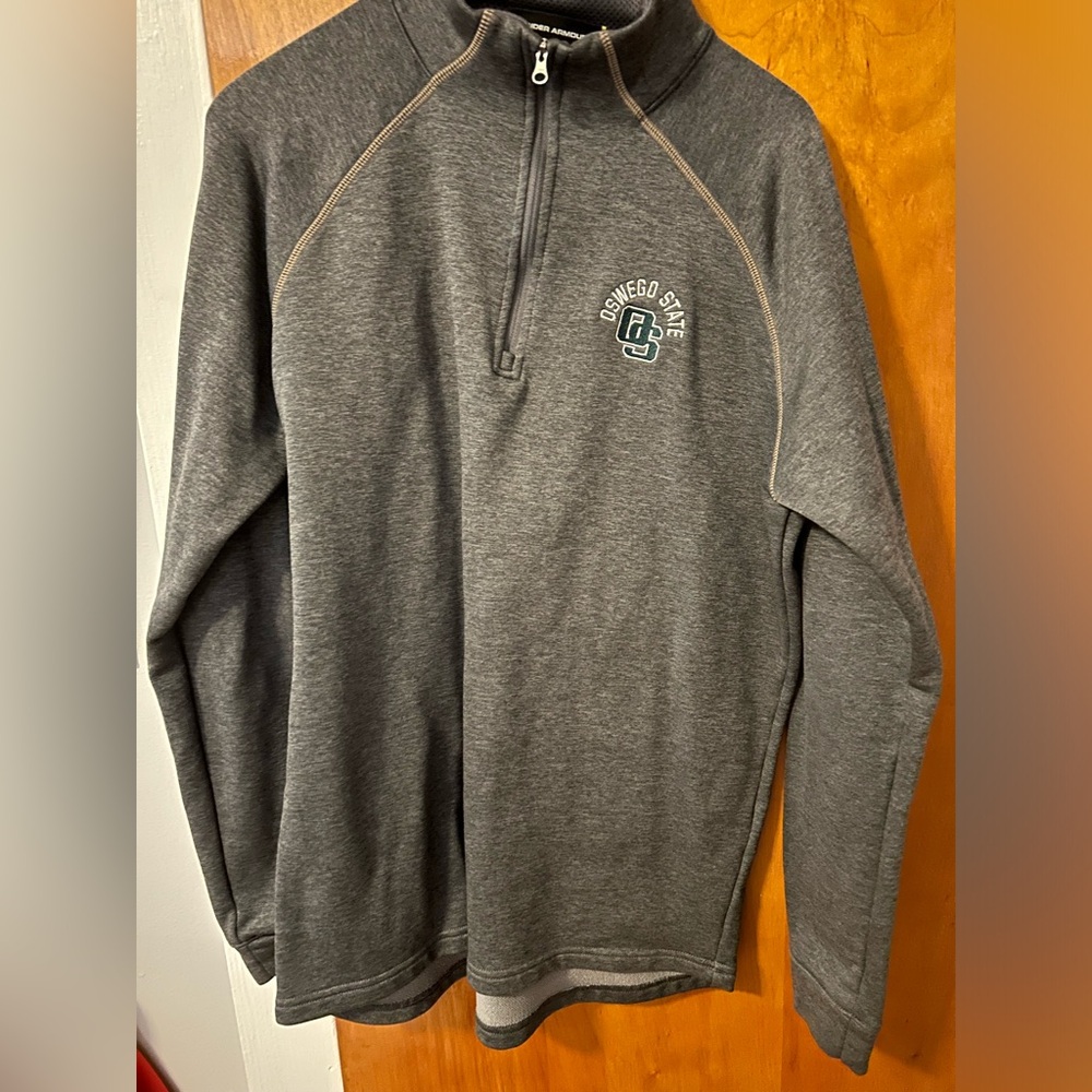 Used men’s Oswego State Under Armour quarter zip